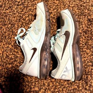 Nike Air Max Tiffany Blue Size 9